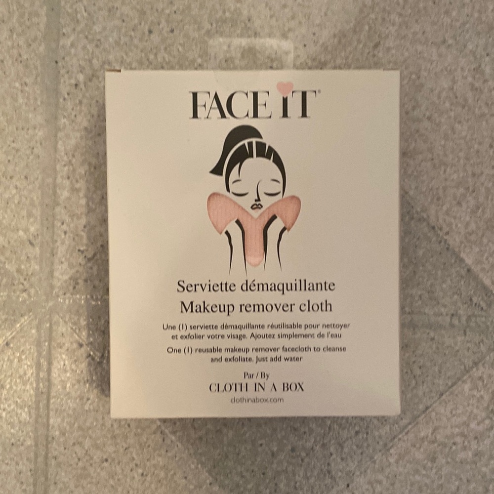Makeup remover cloth